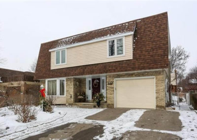 Joanne Papadopoulos - Waterloo Real Estate Agent