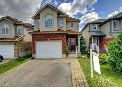 Joanne Papadopoulos - Waterloo Real Estate Agent