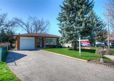 Joanne Papadopoulos - Waterloo Real Estate Agent