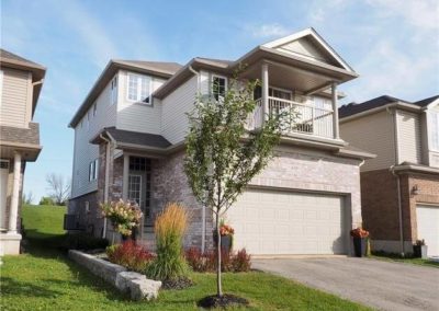 Joanne Papadopoulos - Waterloo Real Estate Agent